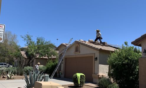 D & M Roofing LLC