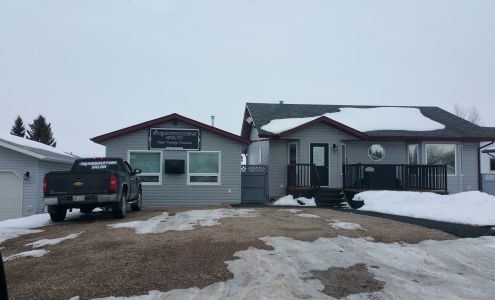 Headquarters Salon 1833 22 Ave, Delburne Alberta T0M 0V0