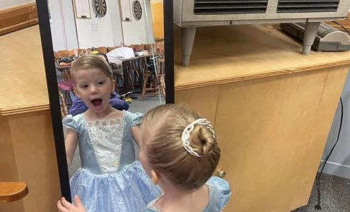 Candy`s Hair Salon 7 Plaza Dr, Iroquois Ontario K0E 1K0