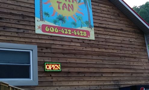 Anita Tan 3322 Island Creek Rd, Pikeville Kentucky 41501