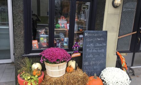 Le Mot de Tasse...librairie..cafe