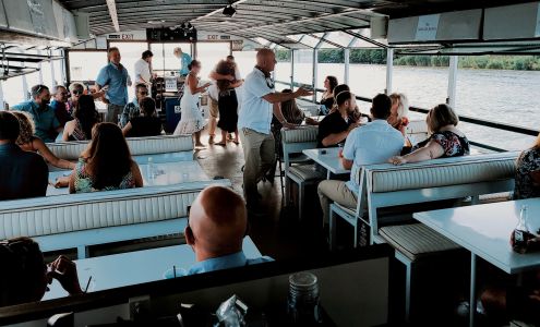 M/V Summer Breeze Chesapeake City