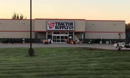 Tractor Supply Montrose