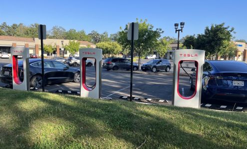 Tesla Supercharger