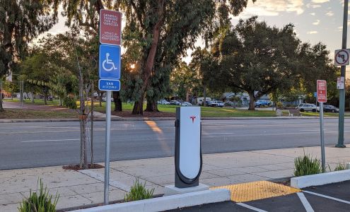 Tesla Supercharger