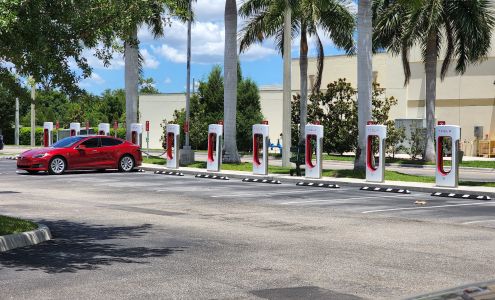 Tesla Supercharger