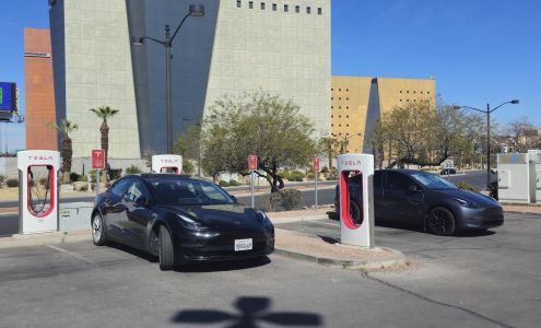 Tesla Supercharger