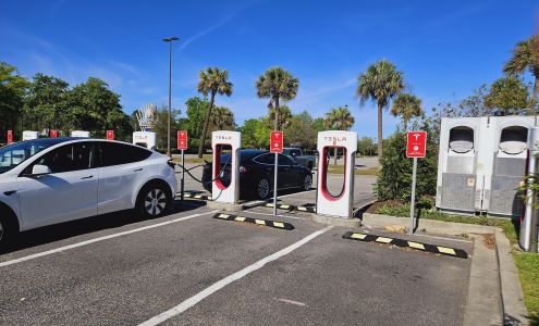 Tesla Supercharger