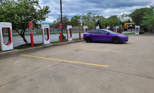 Tesla Supercharger