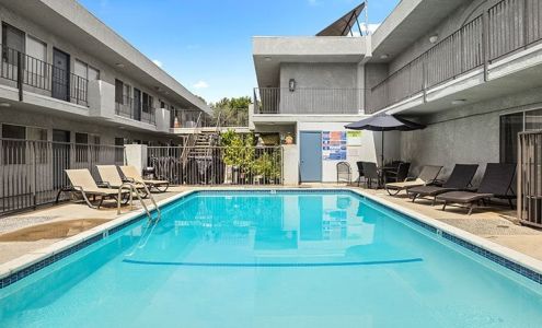 Sherman Oaks Gardens