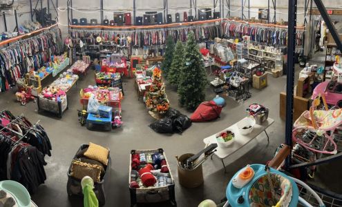 MWCoL Resale Shop Antiques Vintage & More