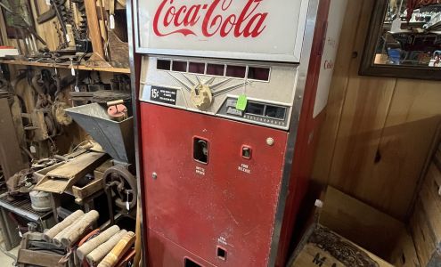 Lil' Red Barn Antiques