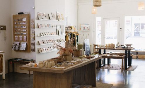 Luna Collective Victoria