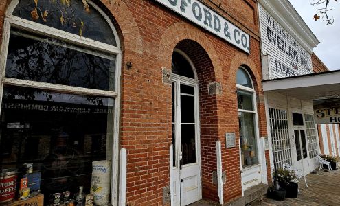 Julie's Gems Virginia City