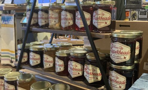 Spruce Gifts and Provisions, Hood River