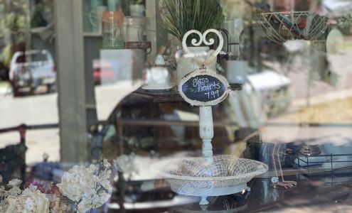 ShannDee's Boutique Roslyn