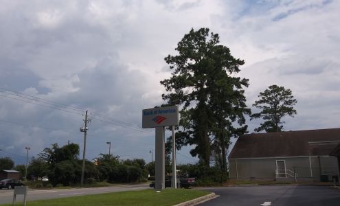 Bank of America (with Drive-thru ATM)