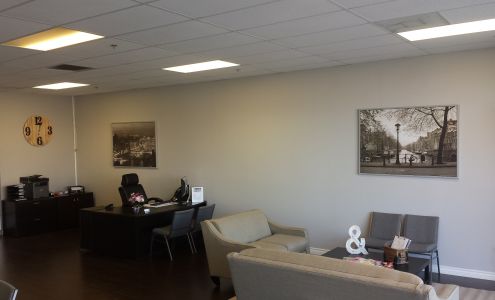 Aguayo Insurance, Registration & Tax Services