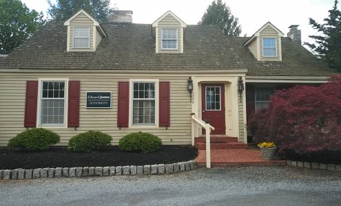 Edward Jones - Financial Advisor: Lori A Hoppmann, CFP®|CPWA®|AAMS?|ADPA? Washington Crossing