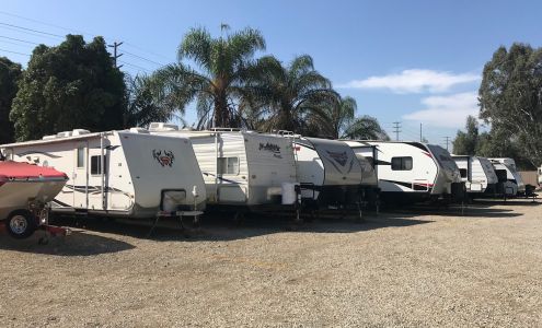 Lake Shore RV Storage
