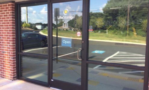 Life Storage - Fayetteville