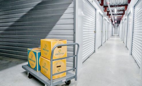 Life Storage - South Portland