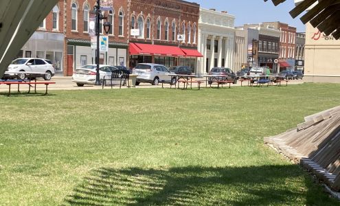 Maquoketa Art Experience