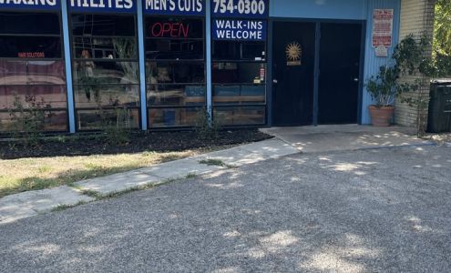 Sandie Daniels 223 N C M Allen Pkwy, San Marcos Texas 78666