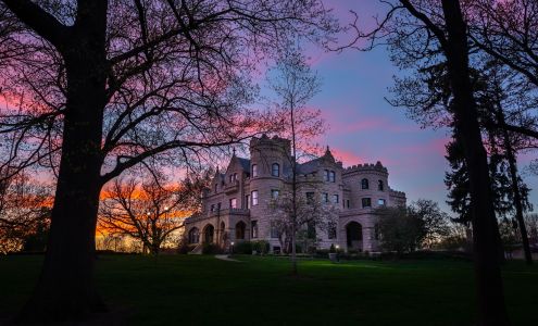 Joslyn Castle & Gardens