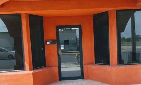 Muddy Paws Grooming and Boarding 111 S Ohio Ave, Mercedes Texas 78570