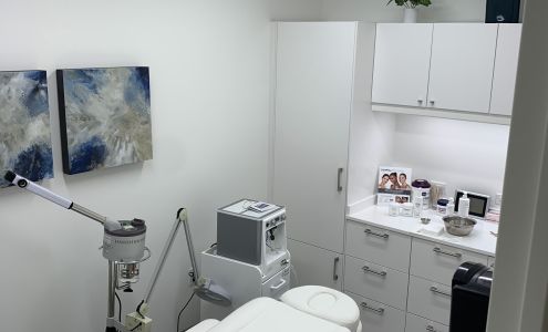 ShineMD Medspa & Liposuction Center in Houston, TX