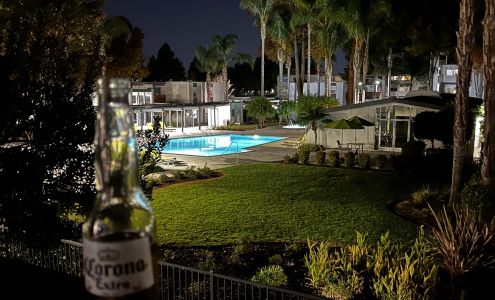 The Grove Apartments