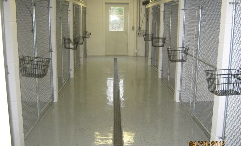 Trailsend Kennel 8340 Trails End Rd, Mackinaw City Michigan 49701
