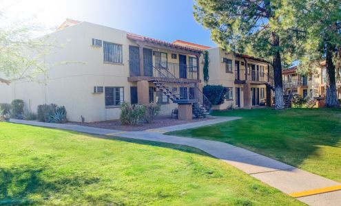 La Hacienda Apartments