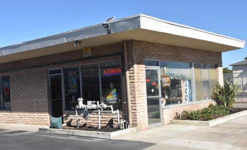 Purity Cleaners & Laundry