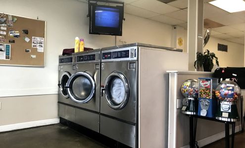 Soap Opera Coin Laundry Lilburn