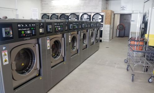 D & L Cleaners & Shirt Laundry