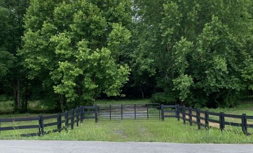 Brown's Custom Fencing & Construction 382 Robertson Creek Rd, Bulls Gap Tennessee 37711