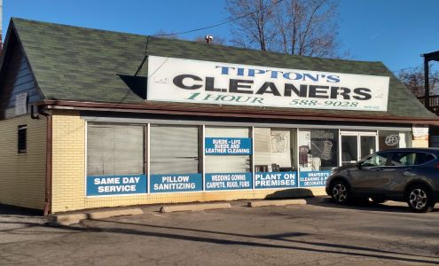 Tipton's One Hour Cleaners
