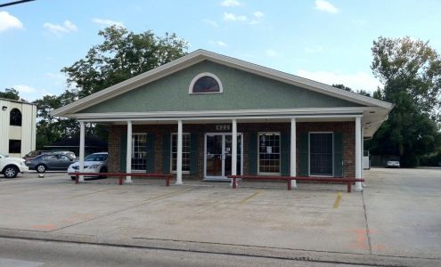 AAA Drive-In-Cleaners