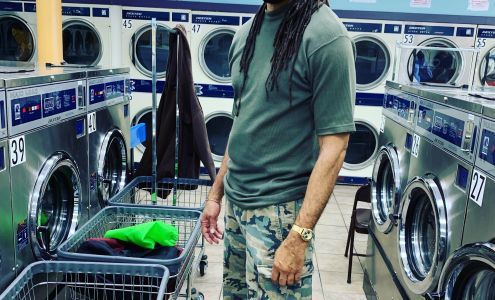 PM Laundromat & Cleaners