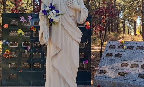 Calvary Catholic Cemetery