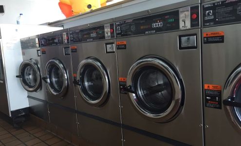 24 Hour Laundromat Twain