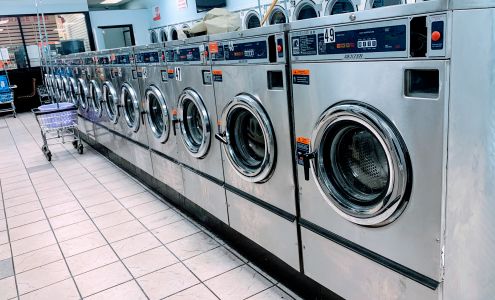 Wizard of suds laundromat