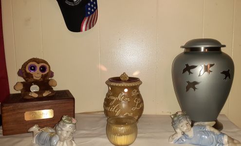 Lewis Funeral Chapel