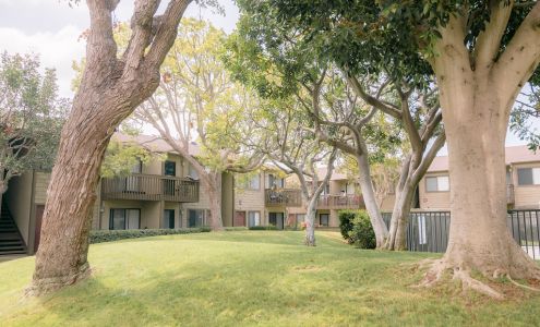 Westlake Village Apartments