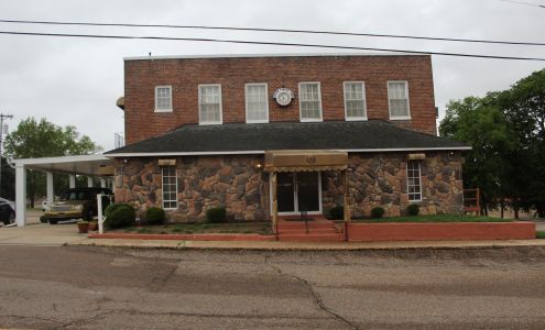 Barlow Funeral Home 205 N Main St, Covington Tennessee 38019