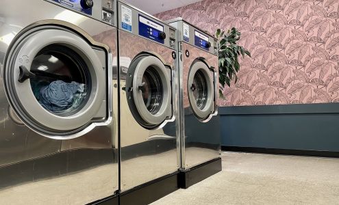 Mill Creek Laundromat