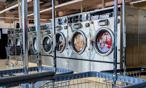 Supreme Laundromat & Cleaners