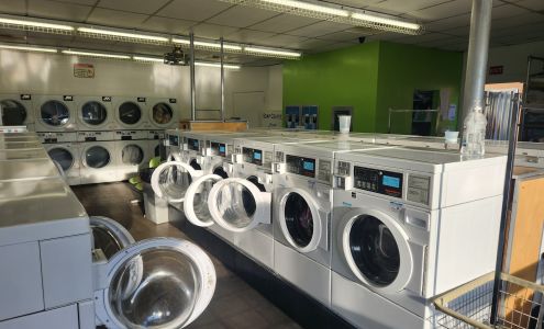 Solana Laundromat